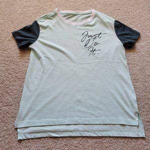 Nike Short Sleeve Tee